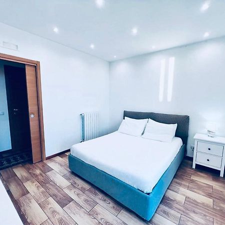 Castle Suite Bari Luaran gambar